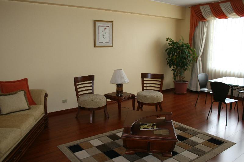 Hotel Tambo Real กีโต ภายนอก รูปภาพ