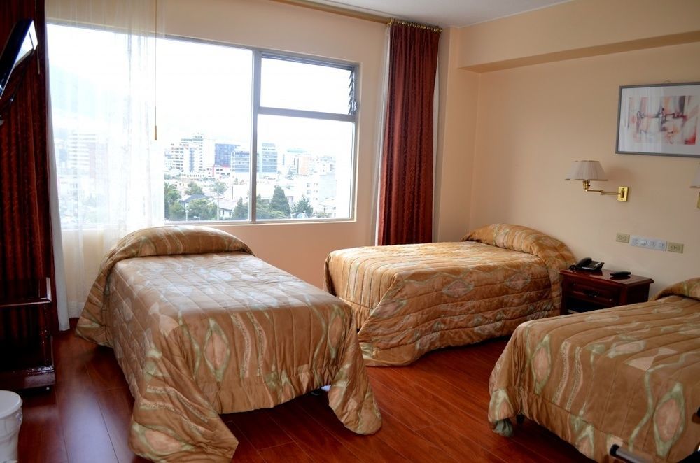 Hotel Tambo Real กีโต ภายนอก รูปภาพ