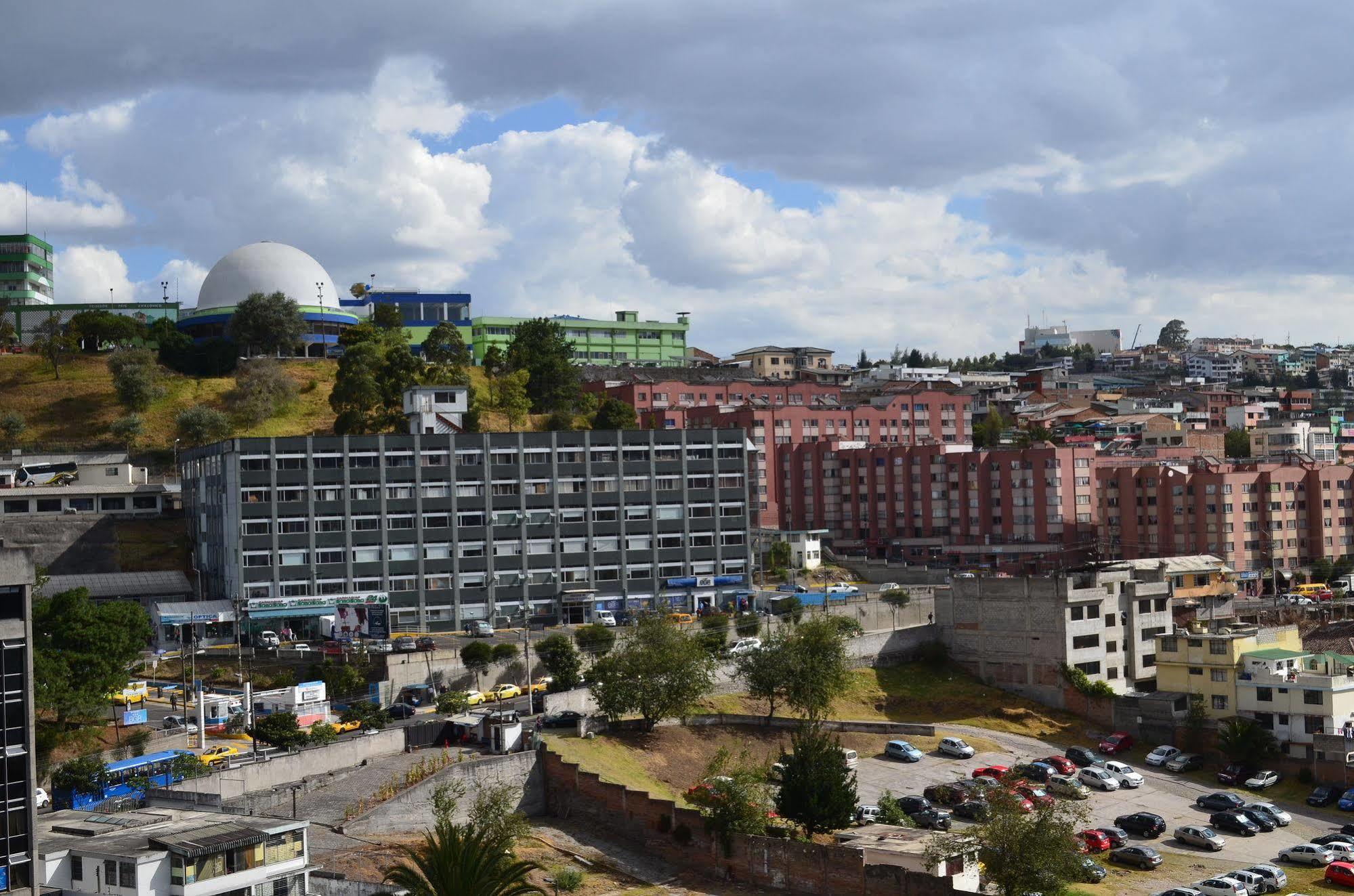 Hotel Tambo Real กีโต ภายนอก รูปภาพ