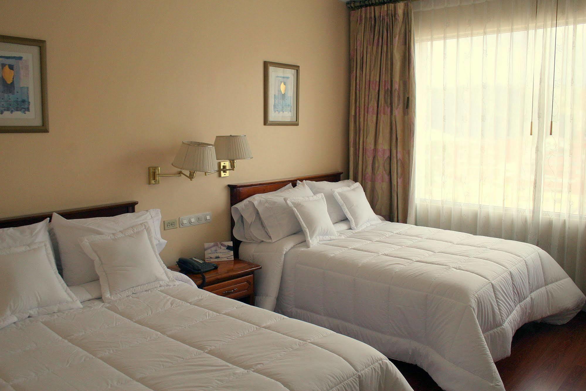 Hotel Tambo Real กีโต ภายนอก รูปภาพ